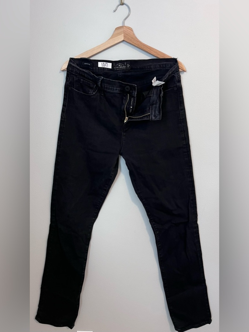 Lucky Brand | Brooke | Straight Black Jeans |Size 14/32 | Mid Rise Stretch